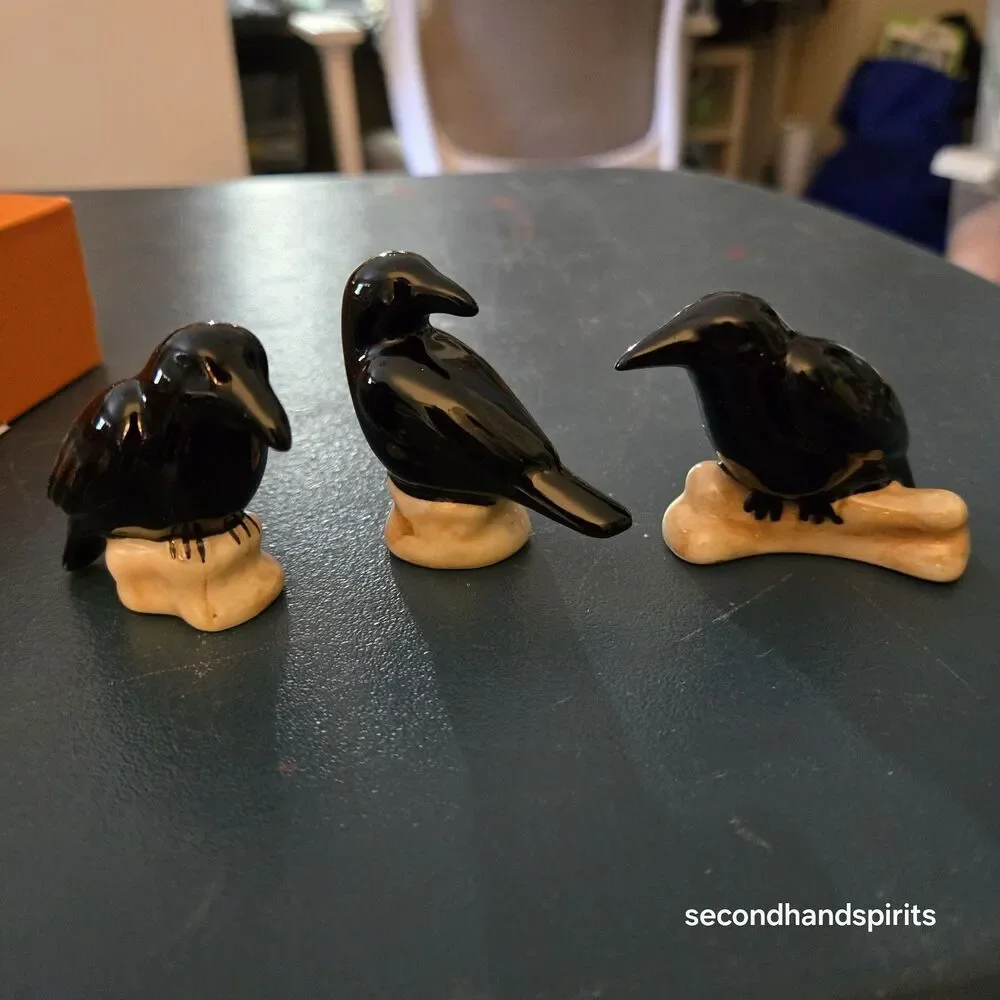 2026 Target Hyde & Eek 3pk Mini Black Raven Figurines Spooky Halloween NEW